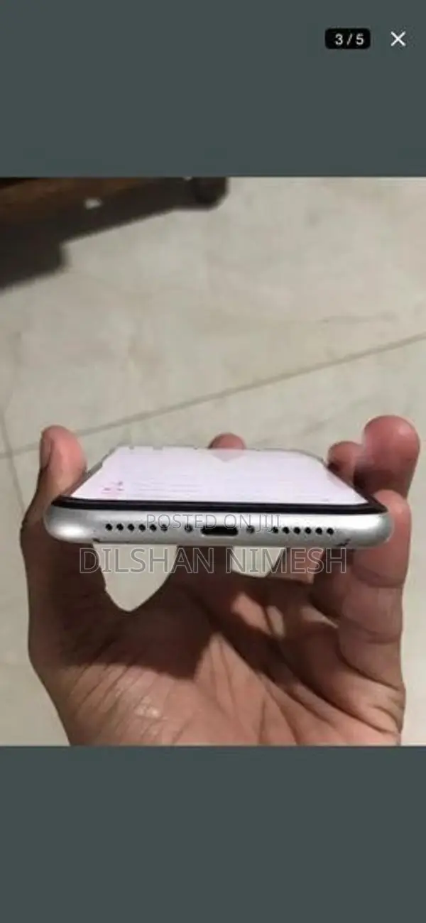 Apple iPhone 11 (Used)