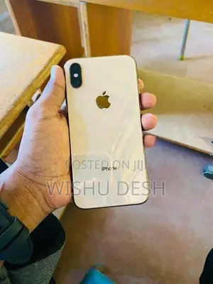 Apple iPhone XS (Used)