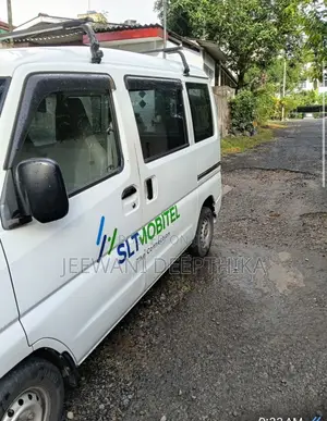 Nissan NV100 Clipper 2013 White