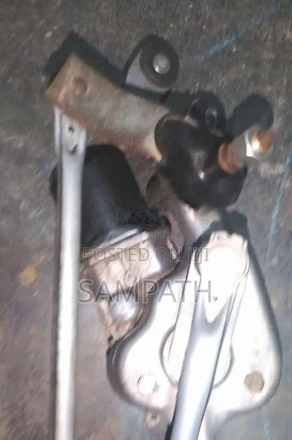 Wiper motor for SUV