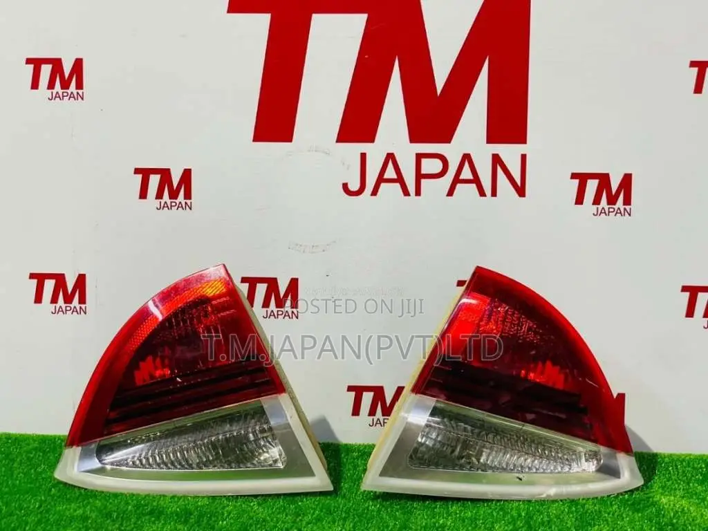 BMW 5 Series 520i Dickey Light -01pcs for Car