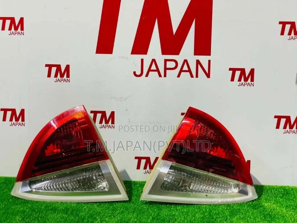 BMW 5 Series 520i Dickey Light -01pcs for Car