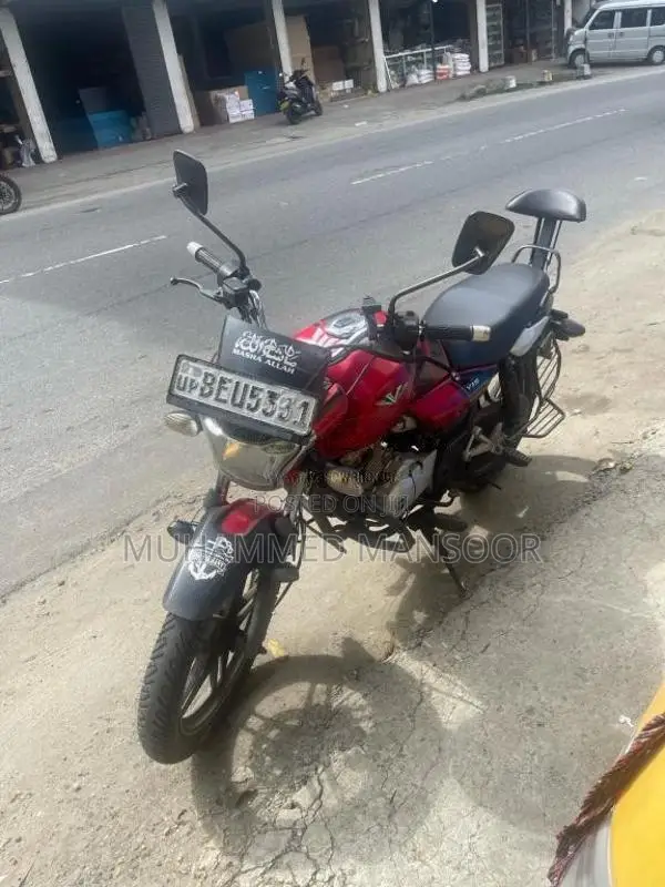 Bajaj V15 2016 Motorbike (Used)