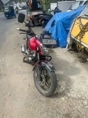 Bajaj V15 2016 Motorbike (Used)