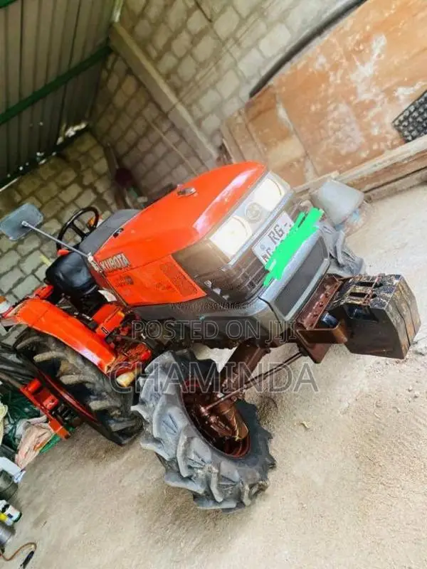 Kubota 4 WD 2019 Tractor (Used)