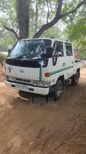 Toyota CrewCab 1994 Crew Cab (Used)
