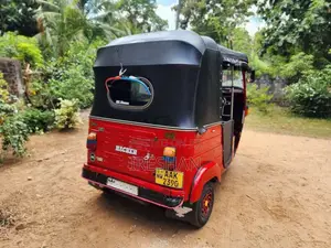 Bajaj RE 205 2013 Three Wheel (Used)