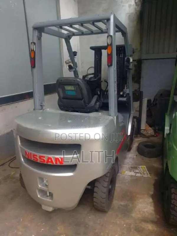 Nissan Forklift 2013 Heavy-Duty (Used)