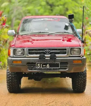 Toyota Hilux 4x4 1991 Pickup (Used)