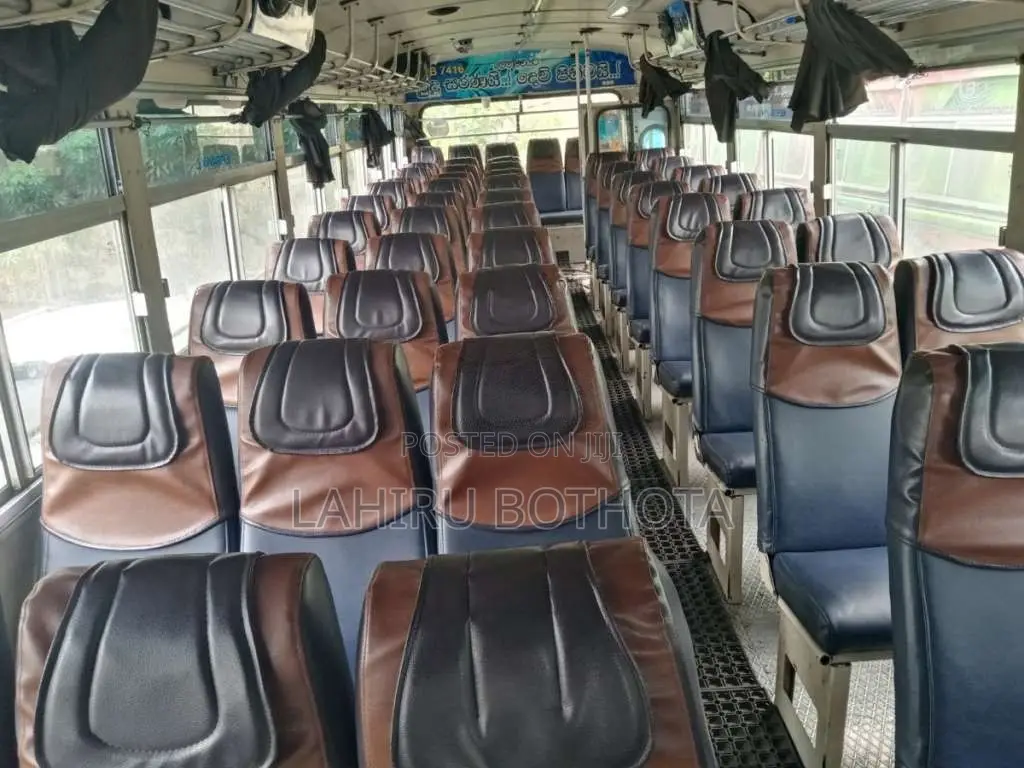 Ashok-Leyland Leyland 2014 Bus (Used)