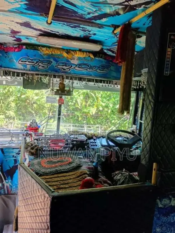 Ashok-Leyland Viking 2018 Bus (Used)