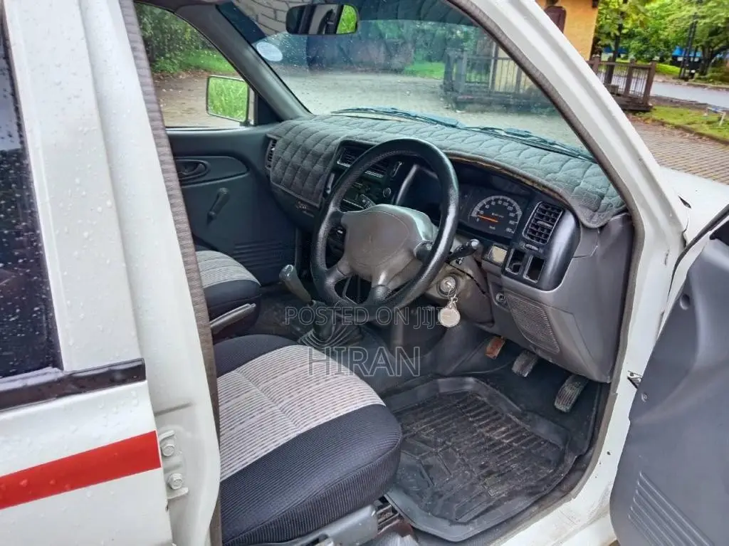 Mitsubishi L200 2004 Pickup (Used)
