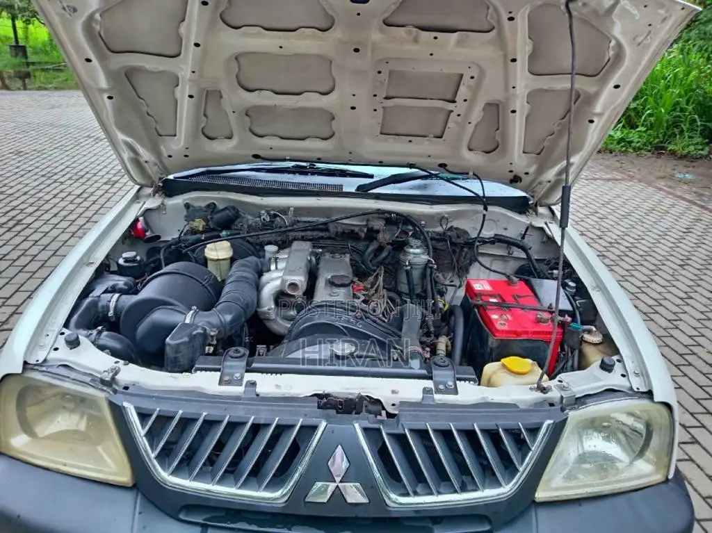 Mitsubishi L200 2004 Pickup (Used)
