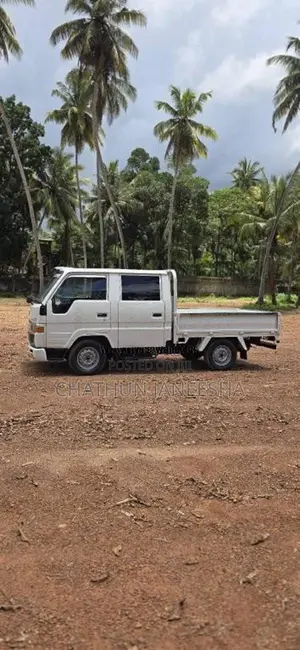 Toyota Original CrewCab 1993 Crew Cab (Used)