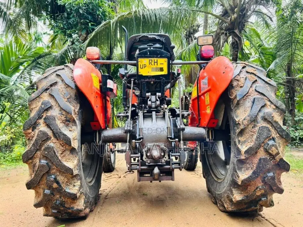 TAFE TAFR 2021 Tractor (Used)