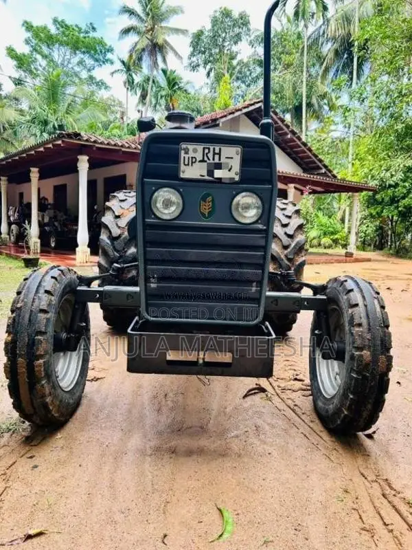 TAFE TAFR 2021 Tractor (Used)