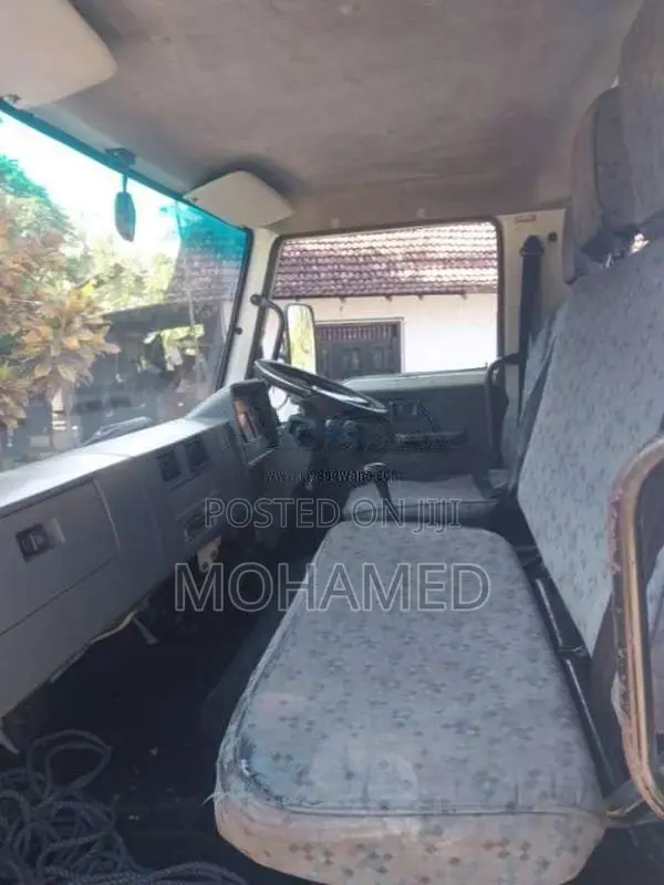 Tata 407 2011 Heavy-Duty (Used)