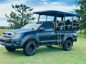 Toyota Hilux Single Cab 2010 Pickup (Used)
