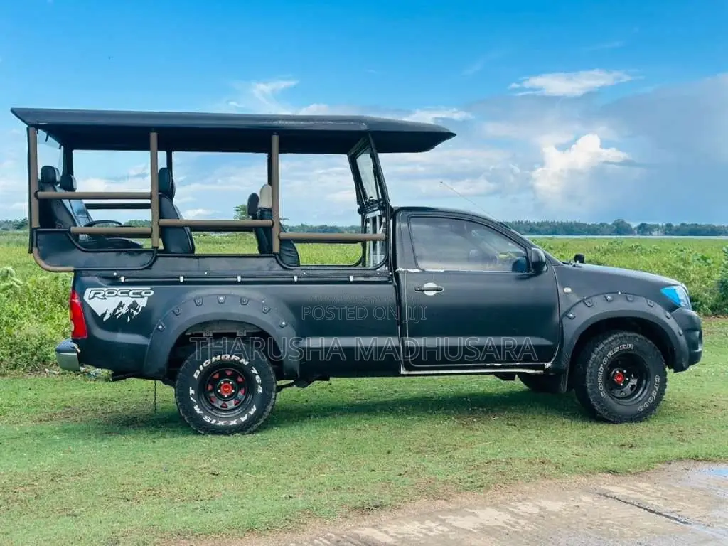Toyota Hilux Single Cab 2010 Pickup (Used)