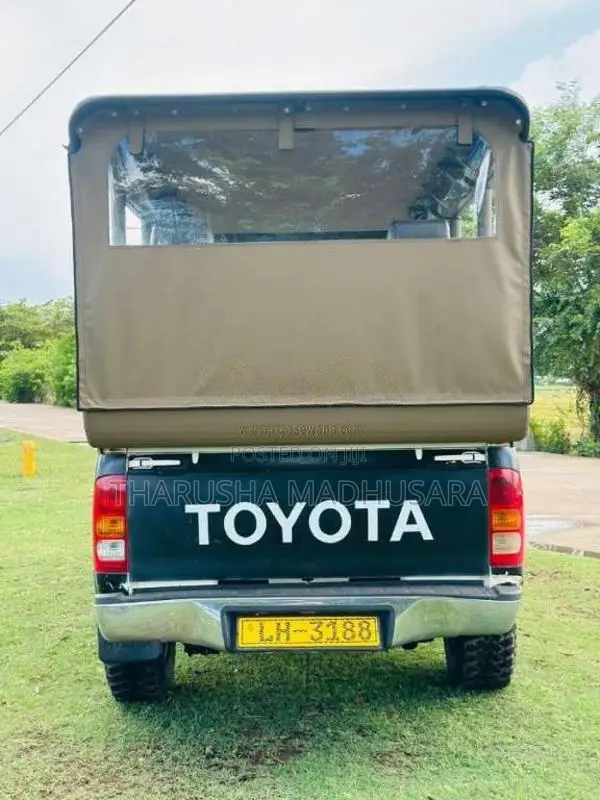 Toyota Hilux Single Cab 2010 Pickup (Used)