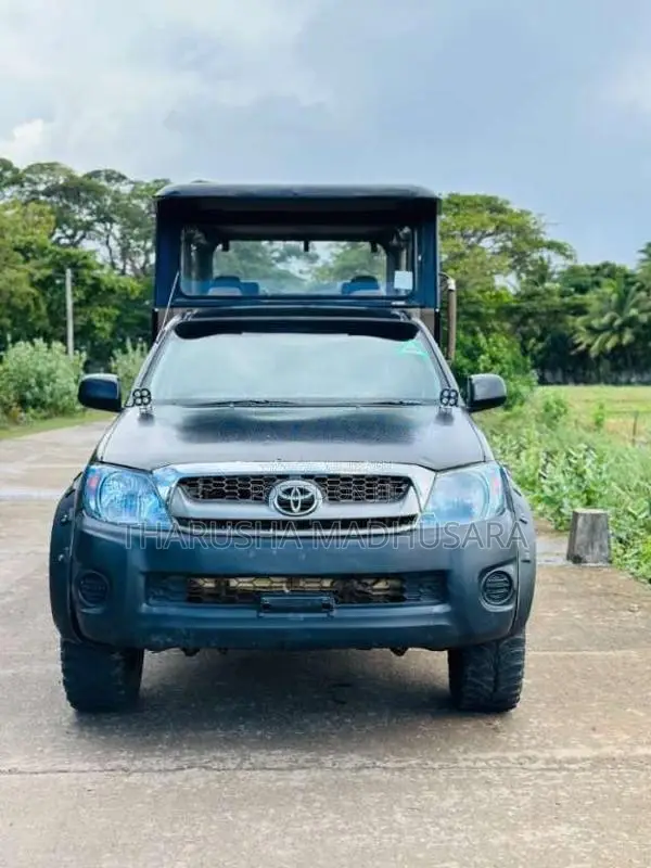 Toyota Hilux Single Cab 2010 Pickup (Used)