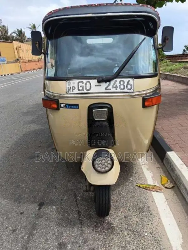 Bajaj 2 Stroke 2002 Three Wheel (Used)