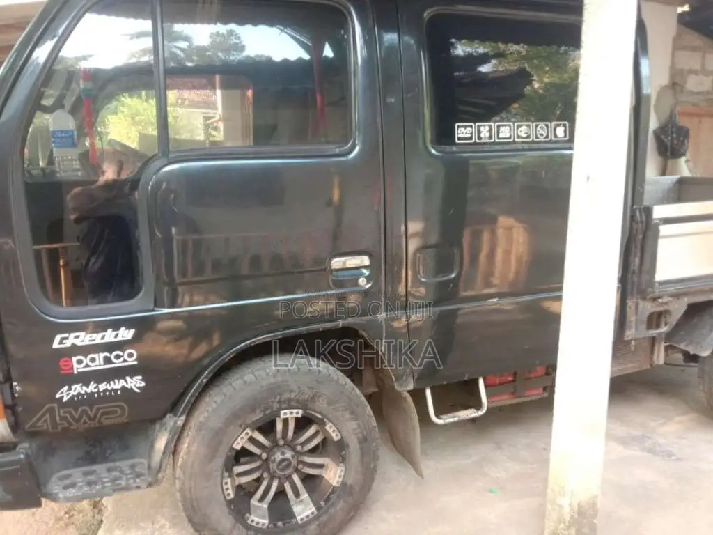 Nissan Atlas 2000 Crew Cab (Used)