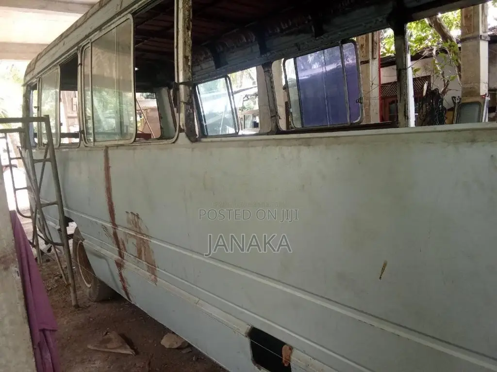 Toyota Coaster 1984 Bus (Used)