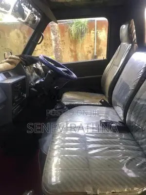 Isuzu ELF 250 1988 Lorry (Used)