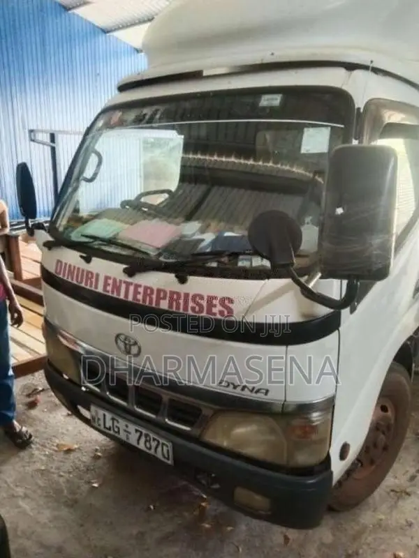 Toyota Dyna 2004 Lorry (Used)