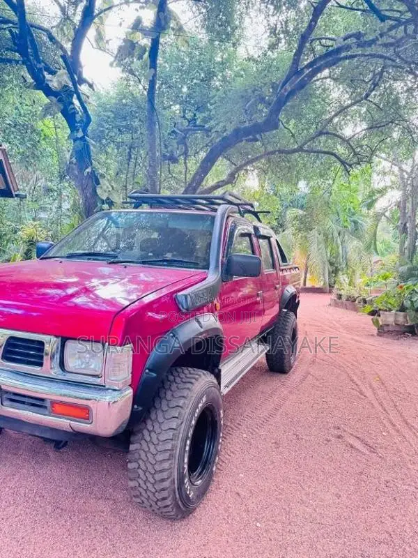 Nissan D21 1983 Pickup (Used)