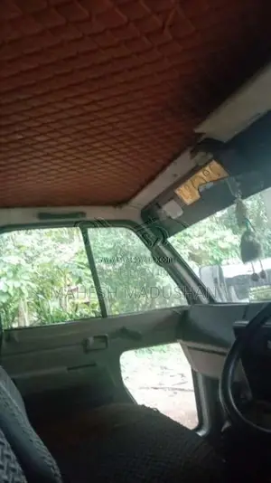 Isuzu ELF 1978 Lorry (Used)