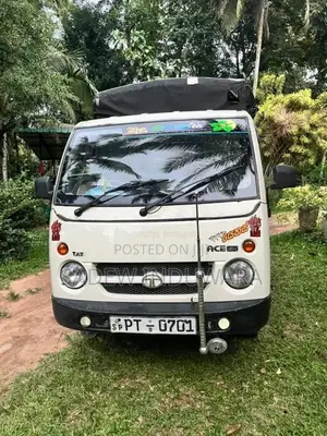 Tata Dimo Batta 2012 Lorry (Used)
