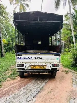 Tata Dimo Batta 2012 Lorry (Used)