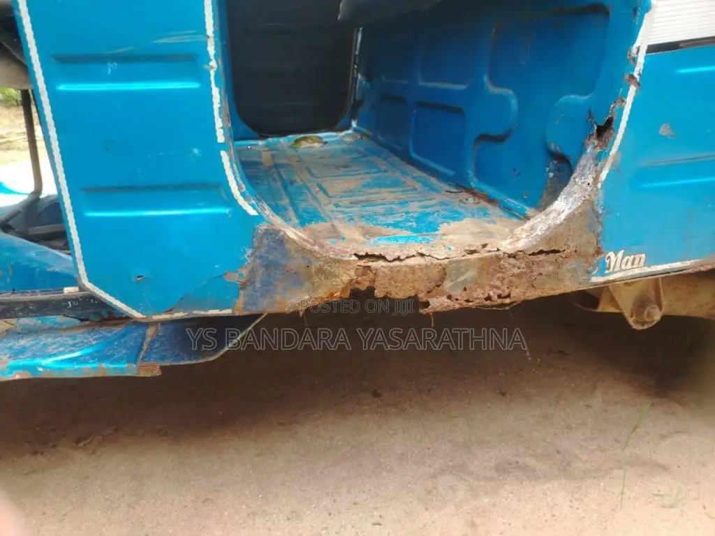 Bajaj 2 stroke 1993 Three Wheel (Used)