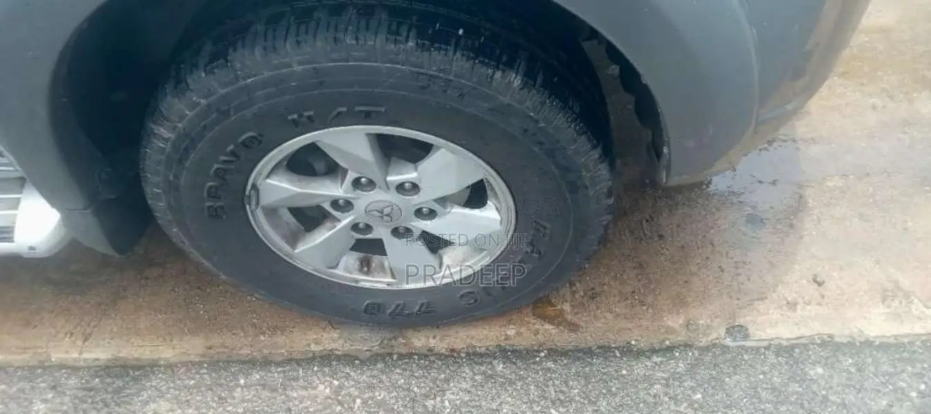 Mitsubishi L200 2016 Pickup (Used)