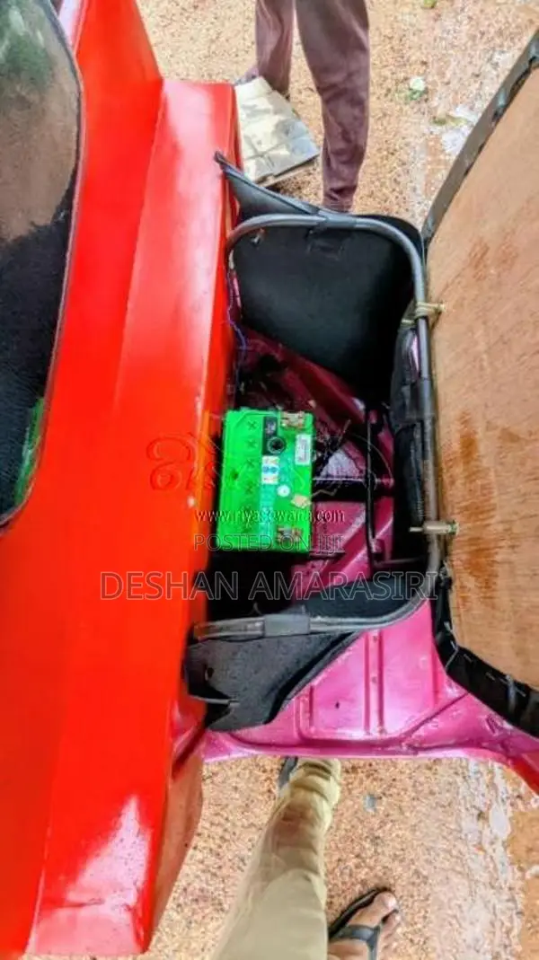Bajaj 2 Stroke 1998 Three Wheel (Used)