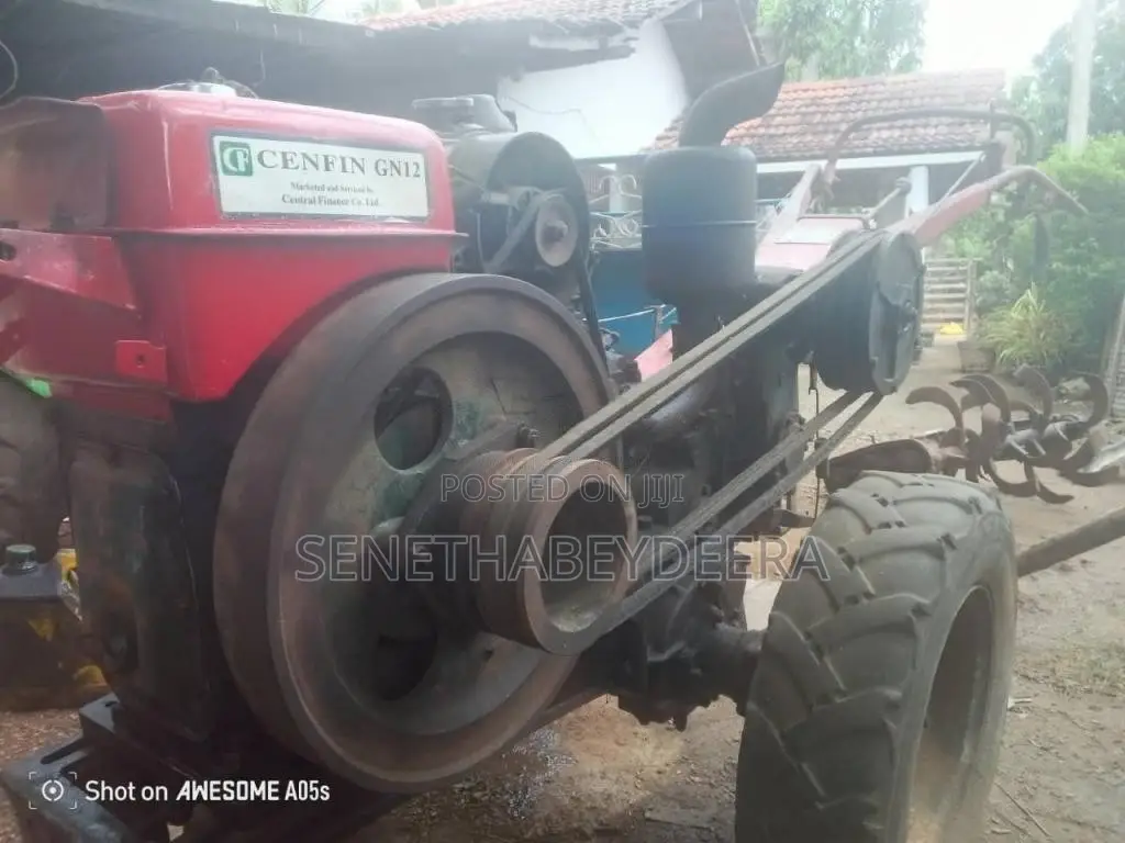 Kubota K 111 2015 Tractor (Used)