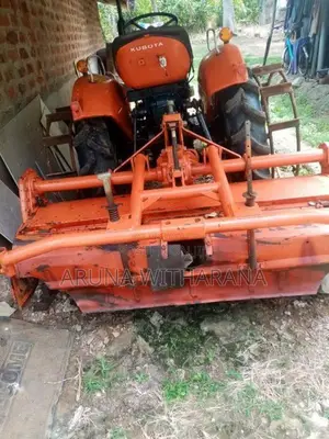 Kubota 44 2008 Tractor (Used)
