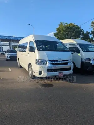 Toyota HIACE GDH 223B 2026 Van Brand New
