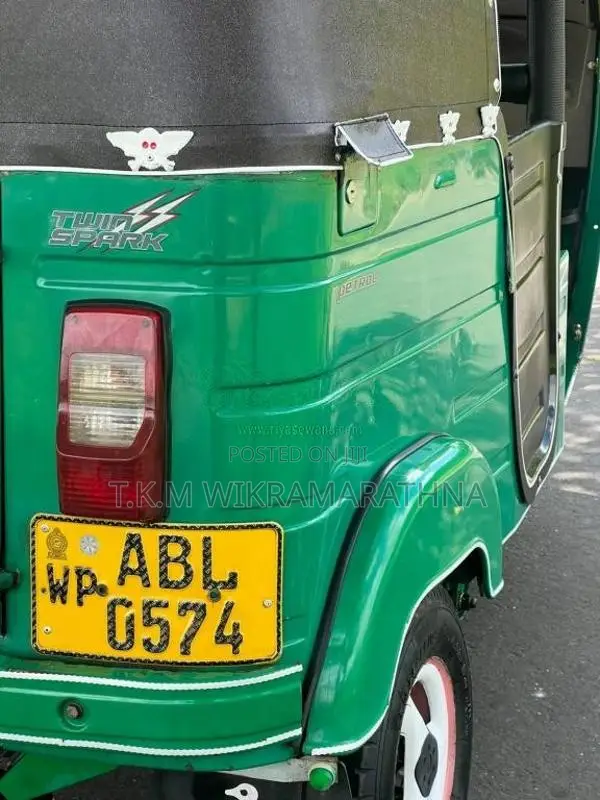 Bajaj RE 2016 Three Wheel (Used)