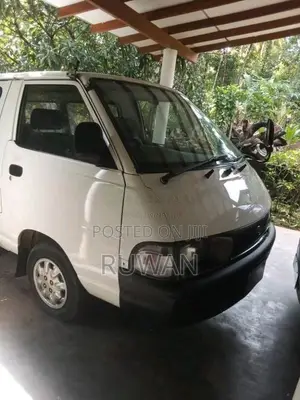 Toyota CR27 1992 Van (Used)