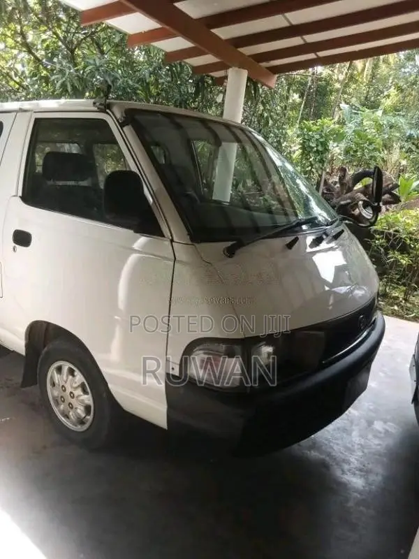 Toyota CR27 1992 Van (Used)