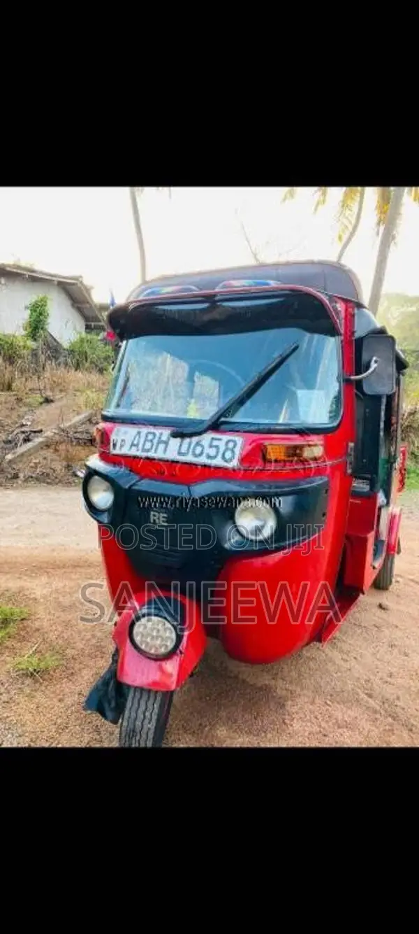 Bajaj 4 stroke 2015 Three Wheel (Used)