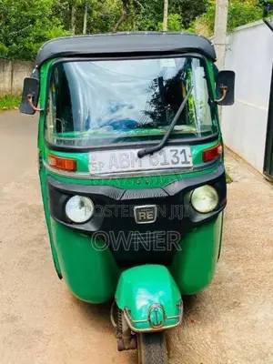 Bajaj 4 Stroke 2016 Three Wheel (Used)