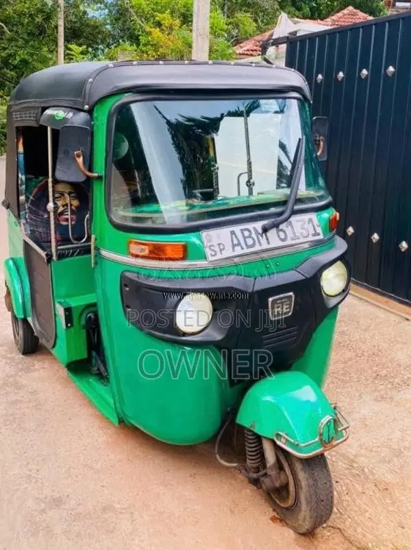 Bajaj 4 Stroke 2016 Three Wheel (Used)