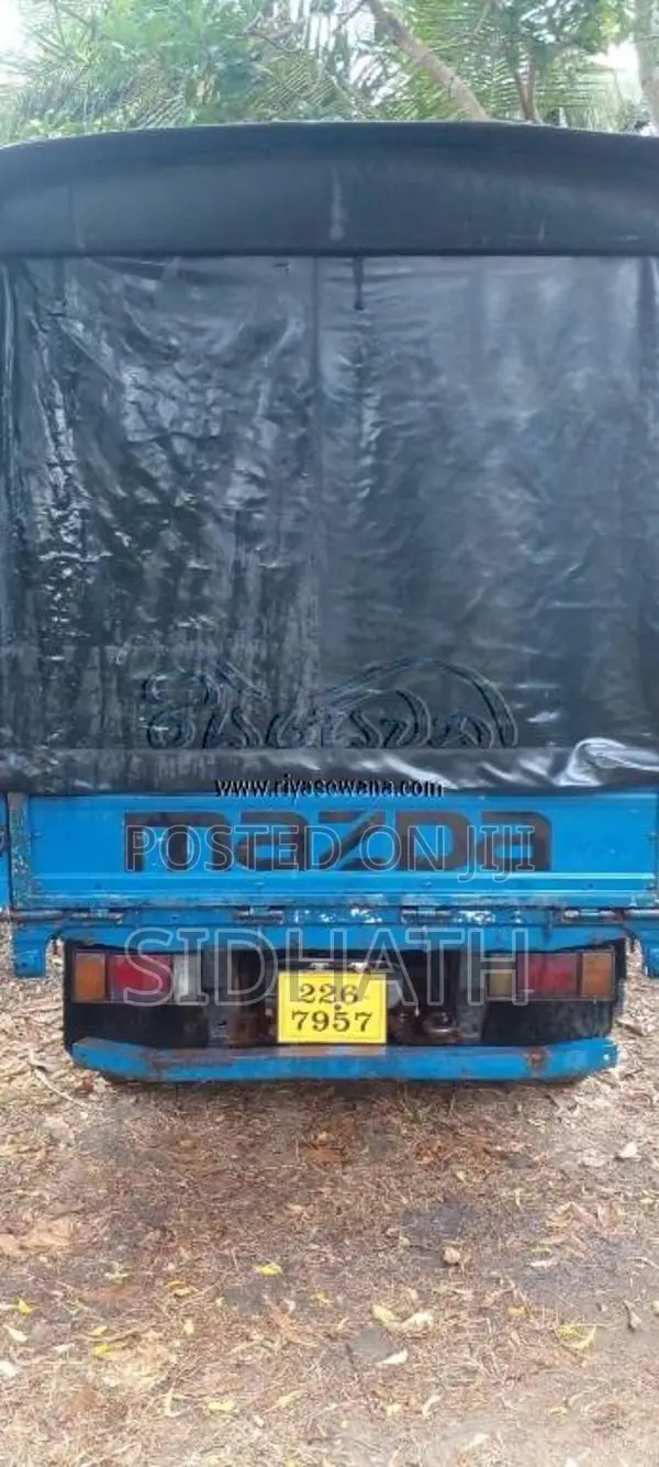 Mazda Titan 1992 Lorry (Used)