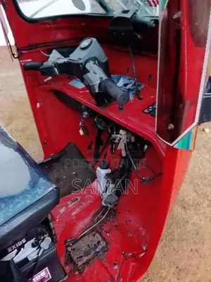 Bajaj 4 Stroke 2009 Three Wheel (Used)