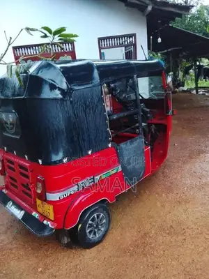 Bajaj 4 Stroke 2009 Three Wheel (Used)