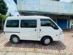 Mazda Bongo 2012 Van (Used)